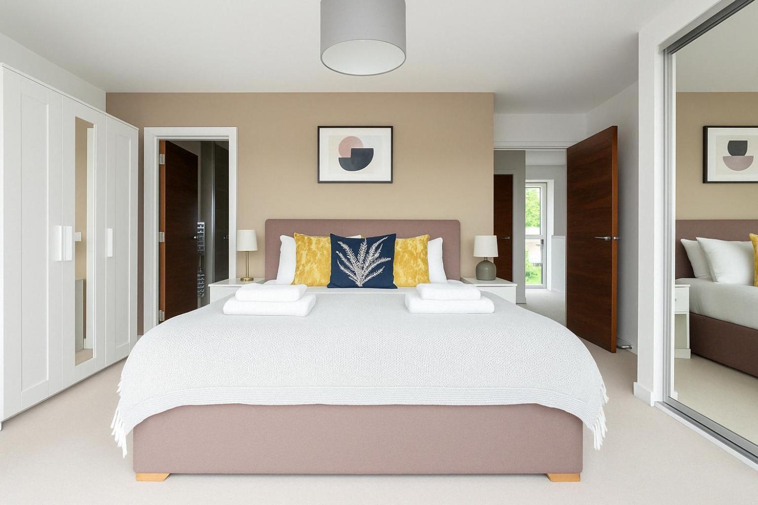 Wandsworth Penthouse - Large Terrace & Outdoor Living In